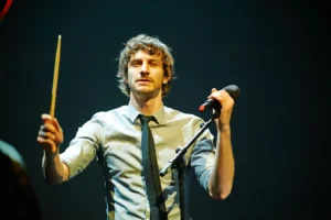 This image is about Gotye