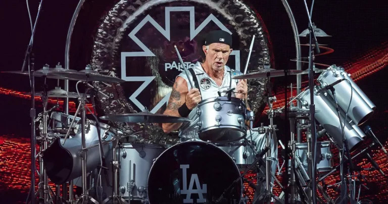 This image is about Red Hot Chilli Peppers drummer Chad Smith