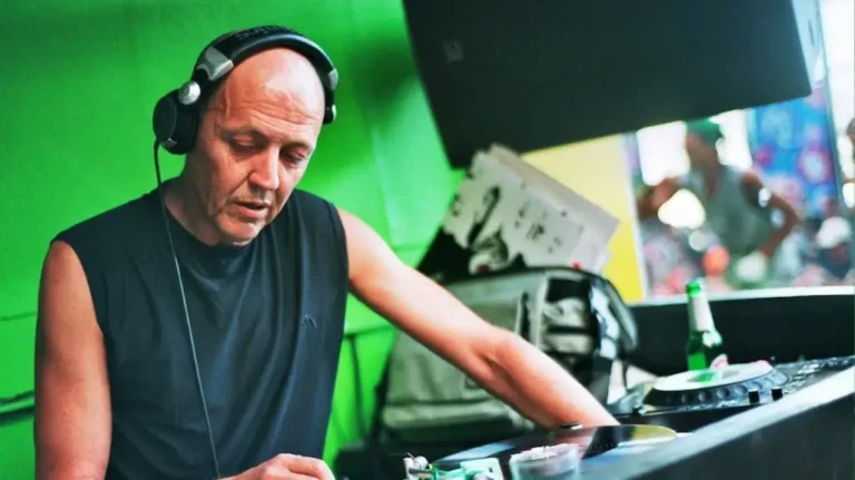 This image is about DJ Alfredo