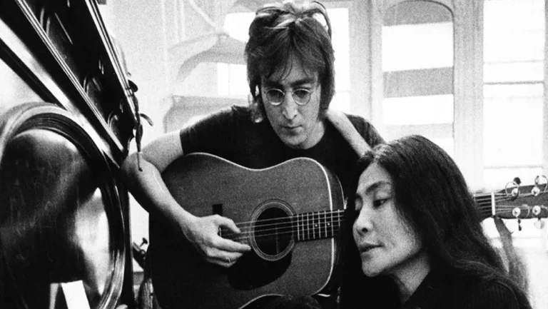 This image is about John Lennon and Yoko Ono